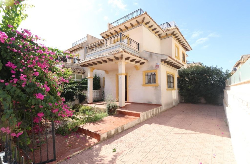 Herverkoop - Terraced house - Orihuela Costa - Playa Flamenca