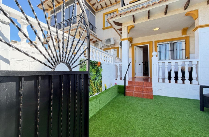 Herverkoop - Terraced house - Orihuela Costa - Rocio del Mar