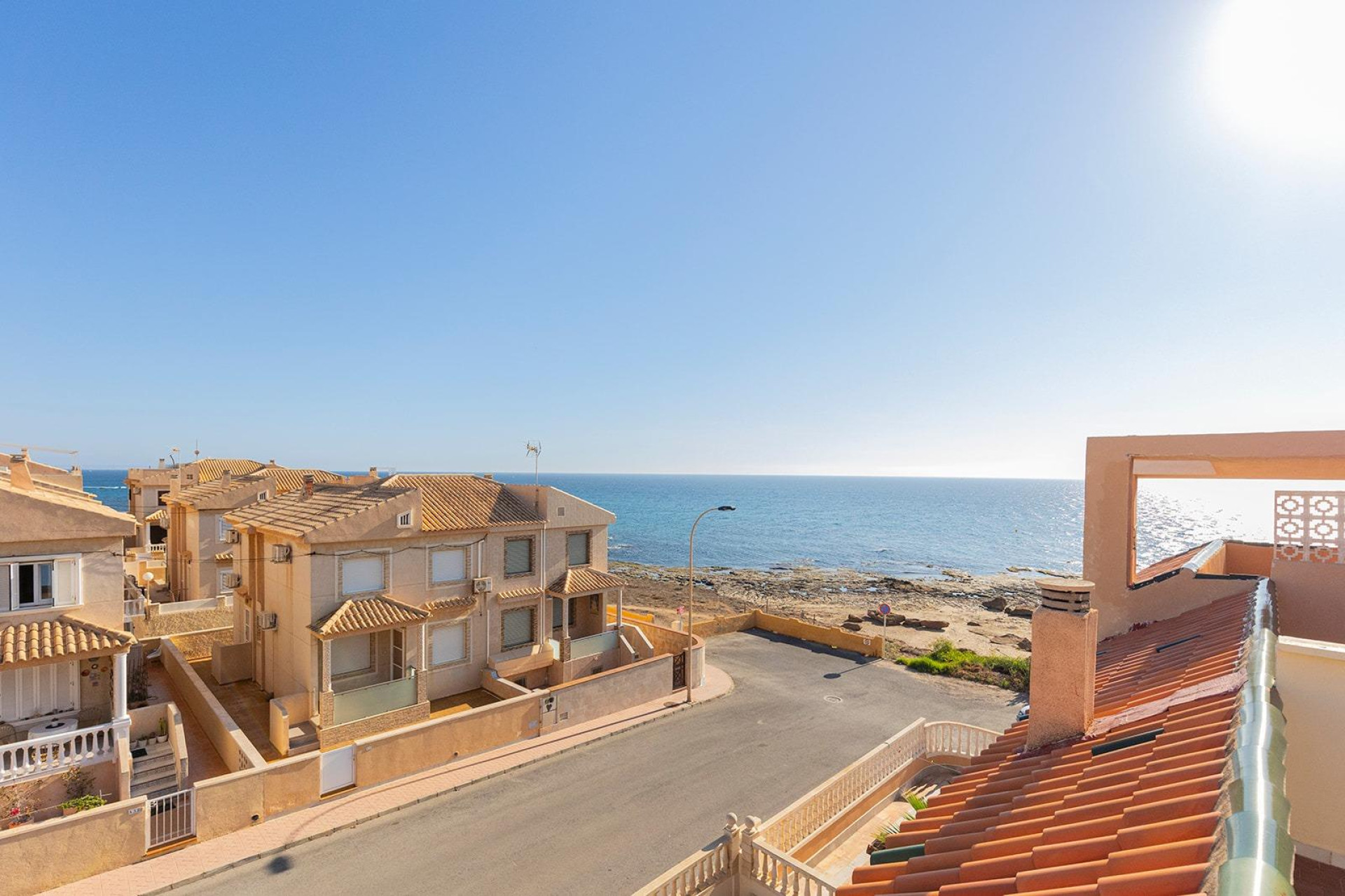 Herverkoop - Terraced house - Torrevieja - Cala de cabo cervera