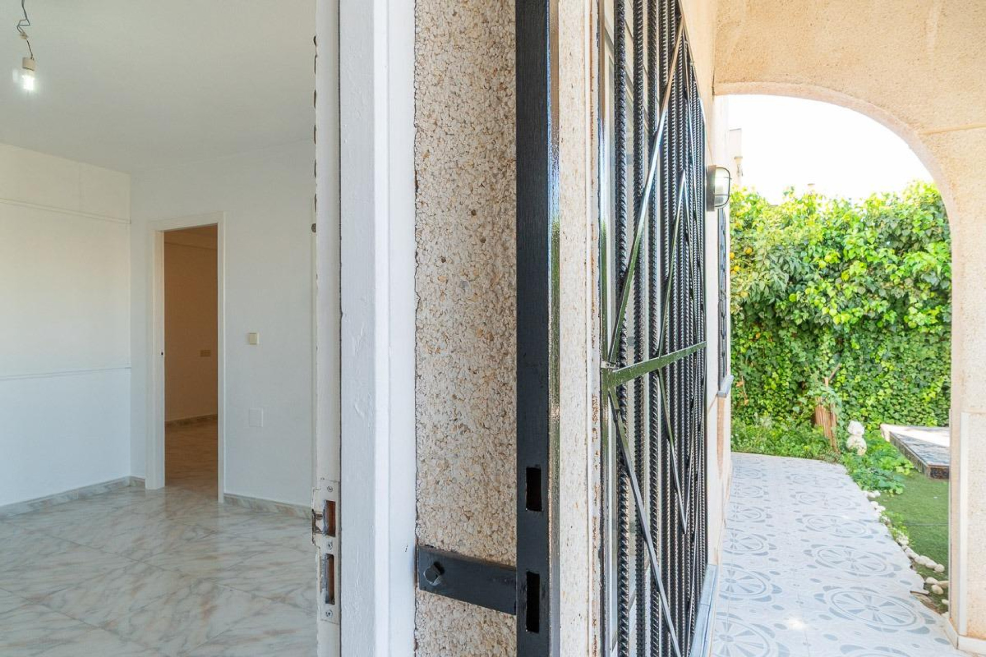 Herverkoop - Terraced house - Torrevieja - Carrefour