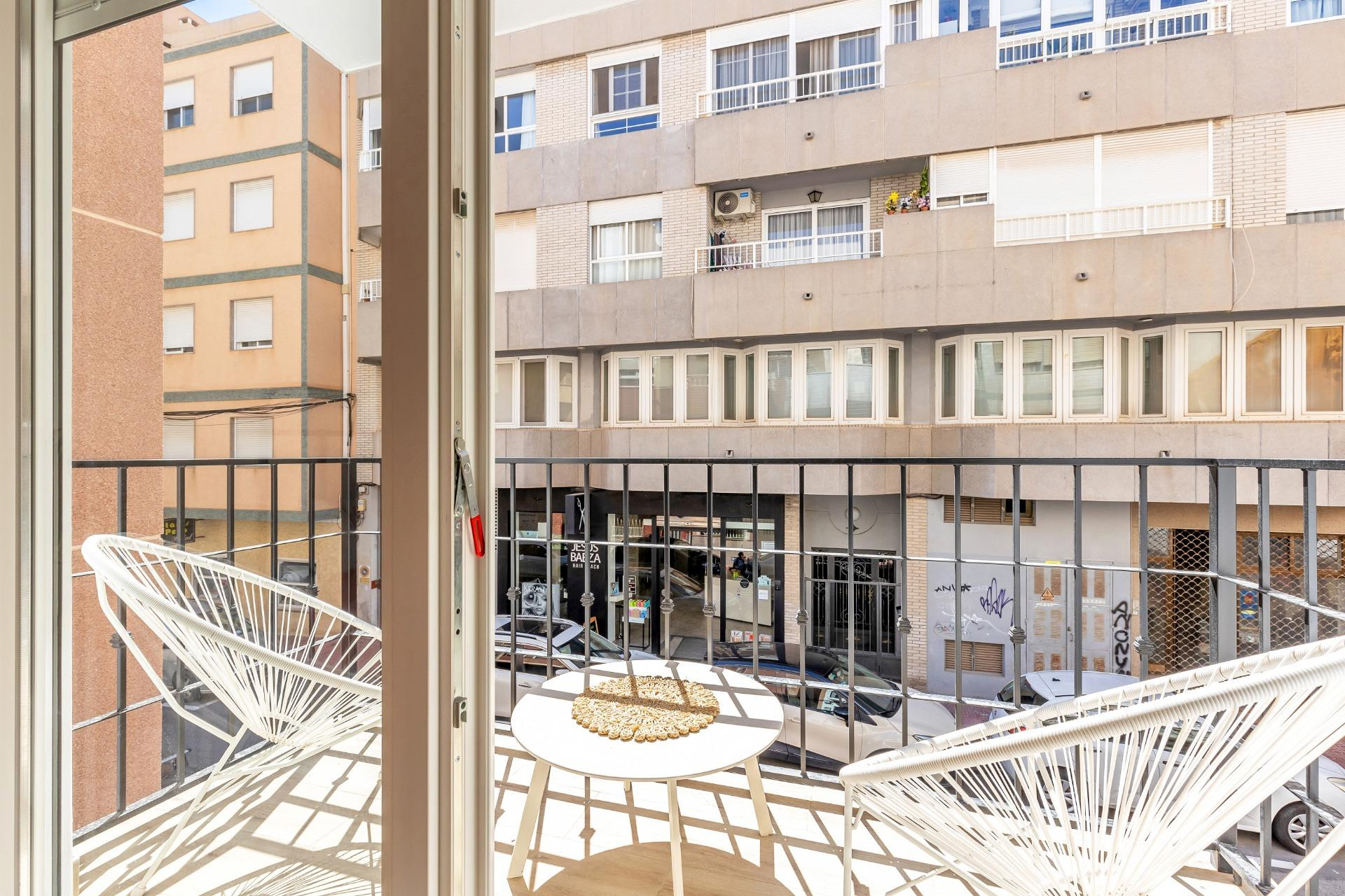 Herverkoop - Terraced house - Torrevieja - Centro - Muelle Pesquero