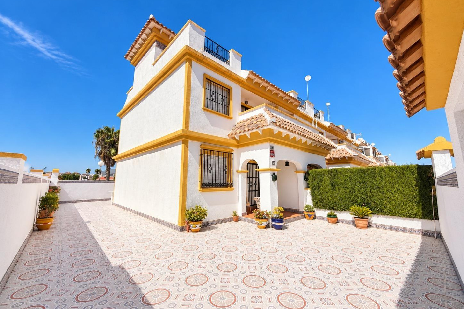 Herverkoop - Terraced house - Torrevieja - El limonar