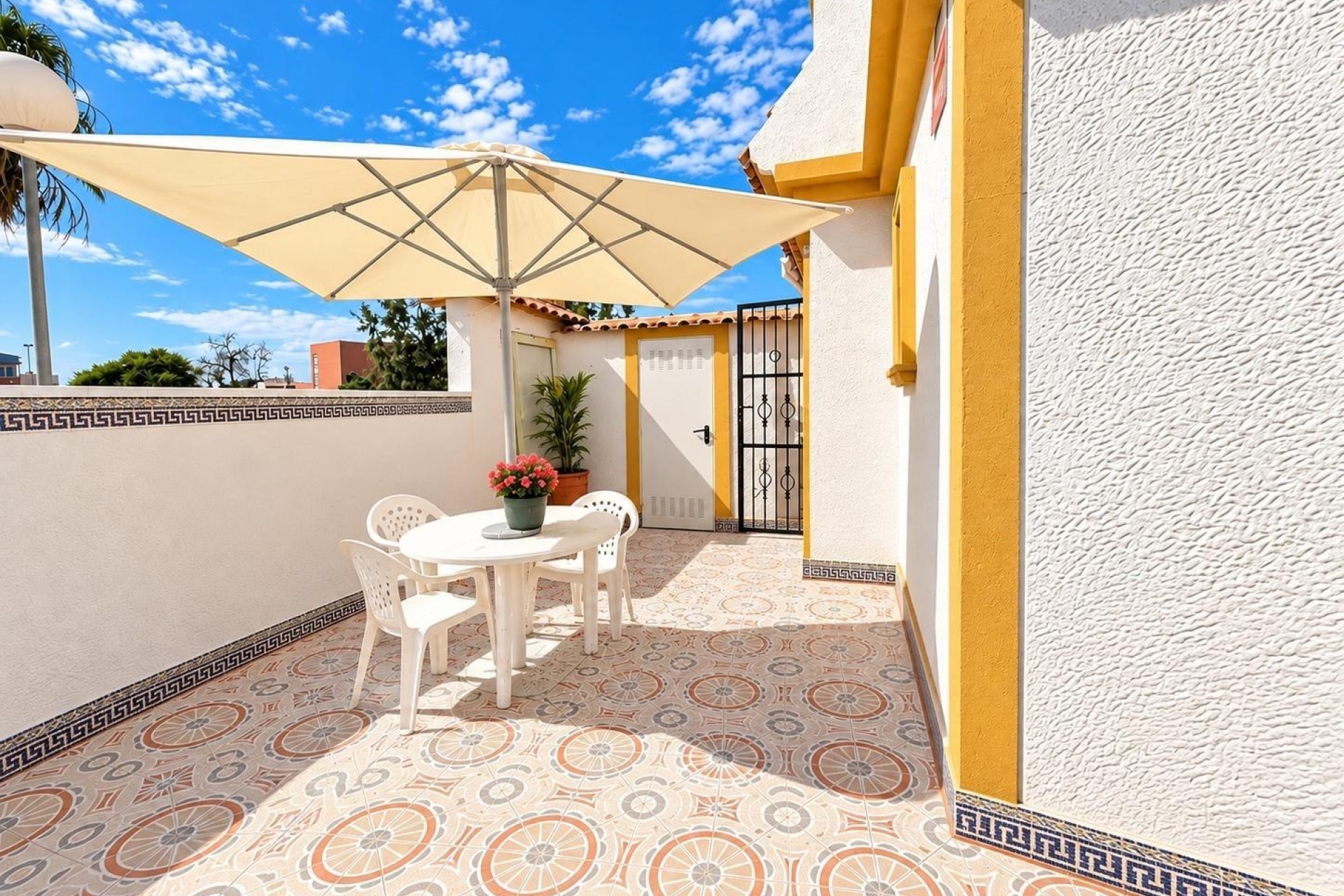 Herverkoop - Terraced house - Torrevieja - El limonar