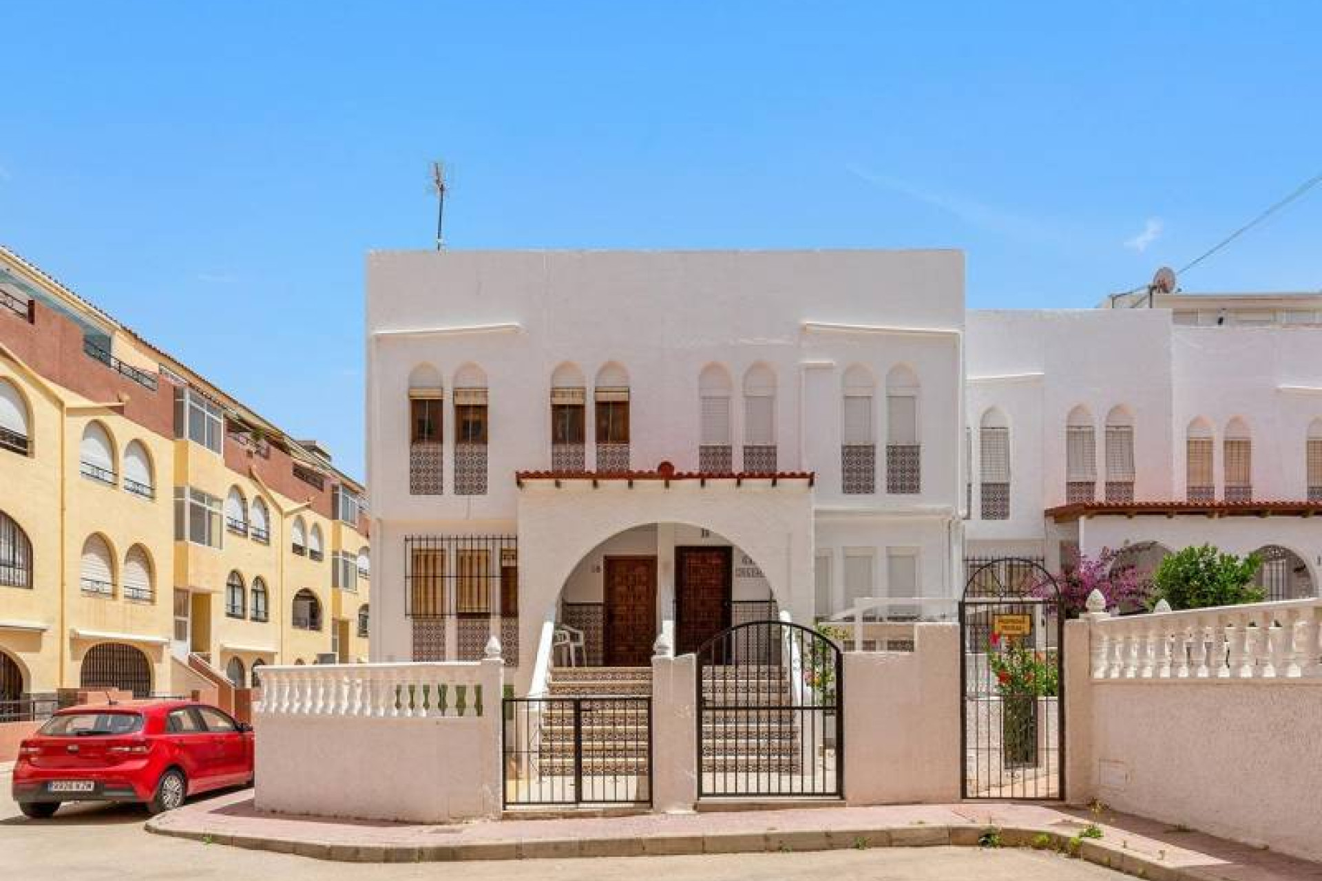 Herverkoop - Terraced house - Torrevieja - La Mata pueblo