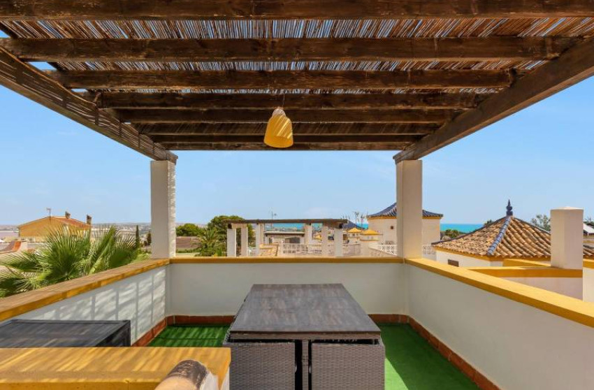 Herverkoop - Terraced house - Torrevieja - Los altos