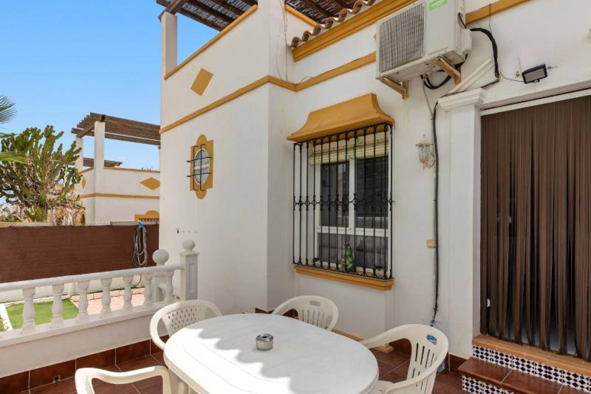 Herverkoop - Terraced house - Torrevieja - Los altos