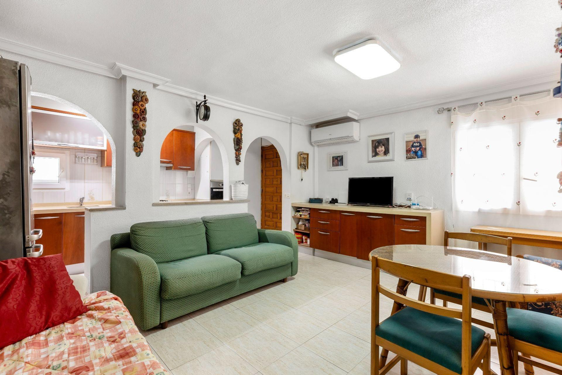 Herverkoop - Terraced house - Torrevieja - Los Europeos