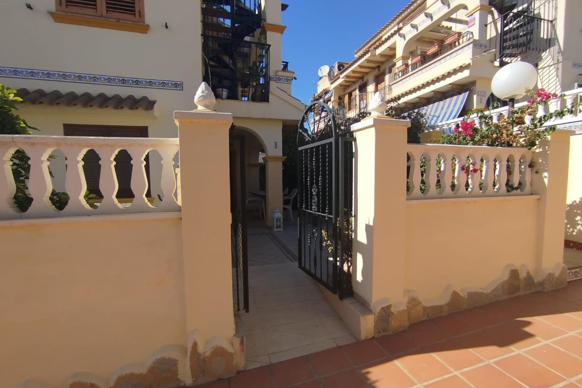 Herverkoop - Terraced house - Torrevieja - Torreblanca