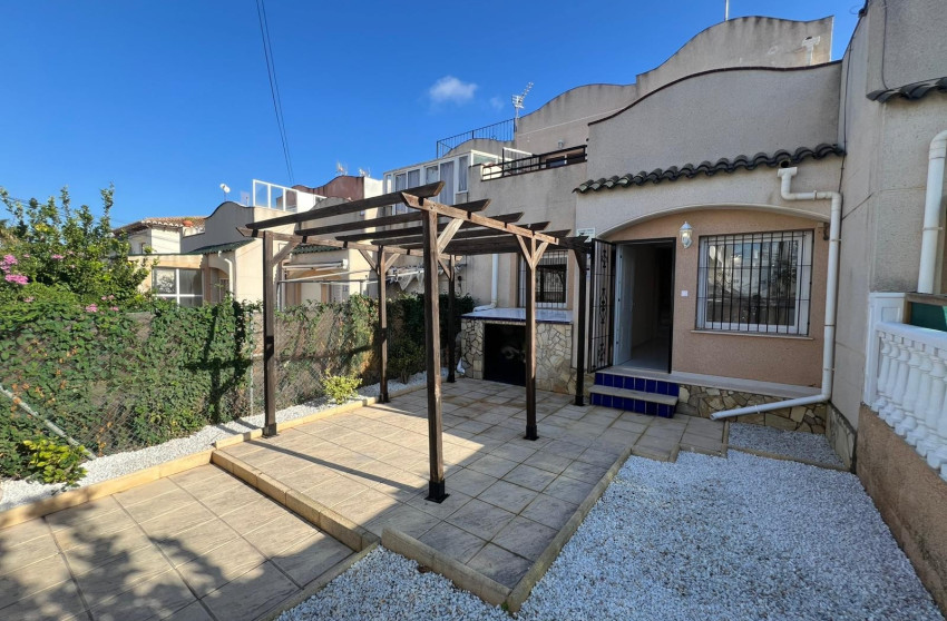 Herverkoop - Terraced house / Townhouse - Torrevieja - Lago Jardín II