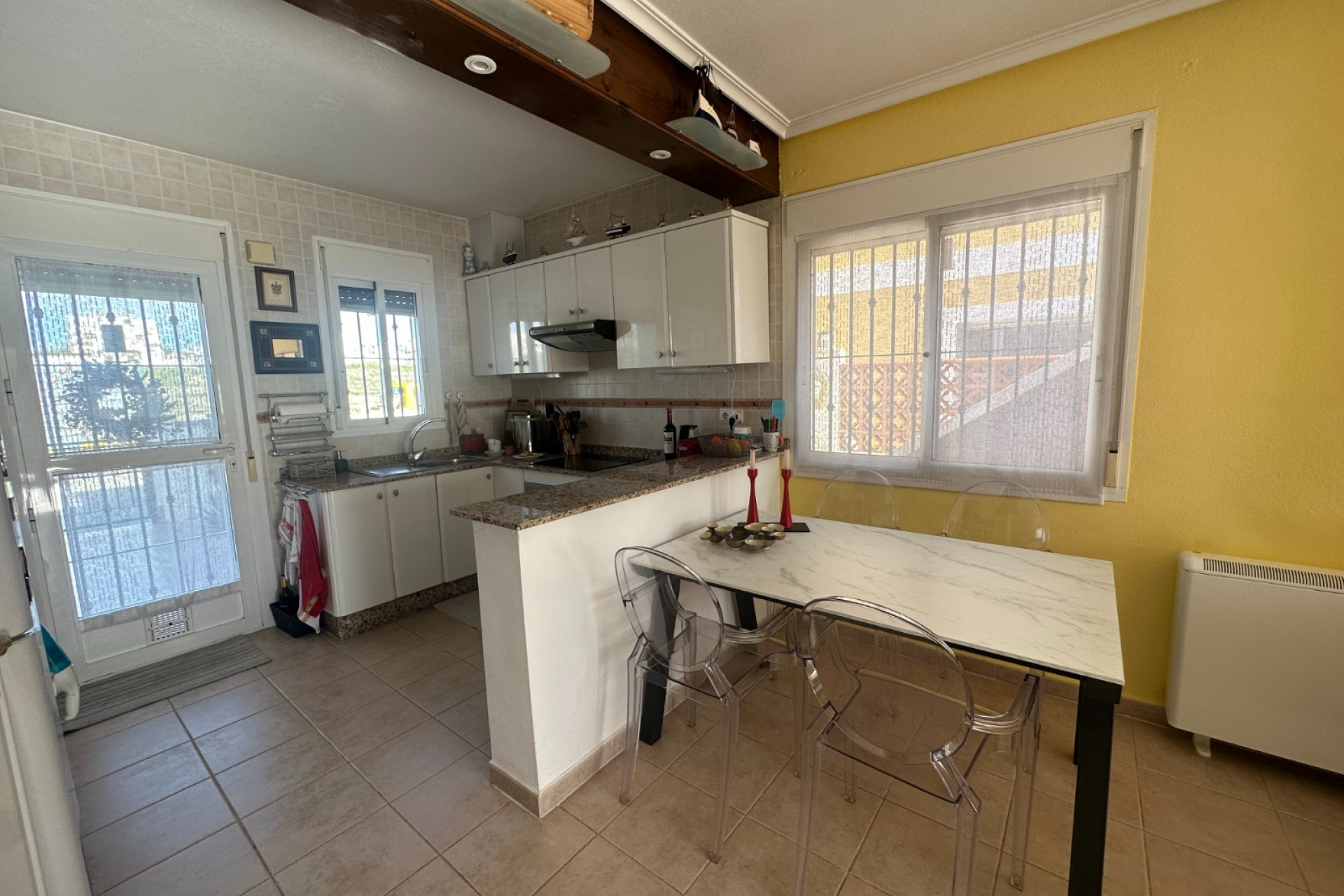 Herverkoop - Town house / semi detached - Orihuela - Entre Naranjos Vistabella