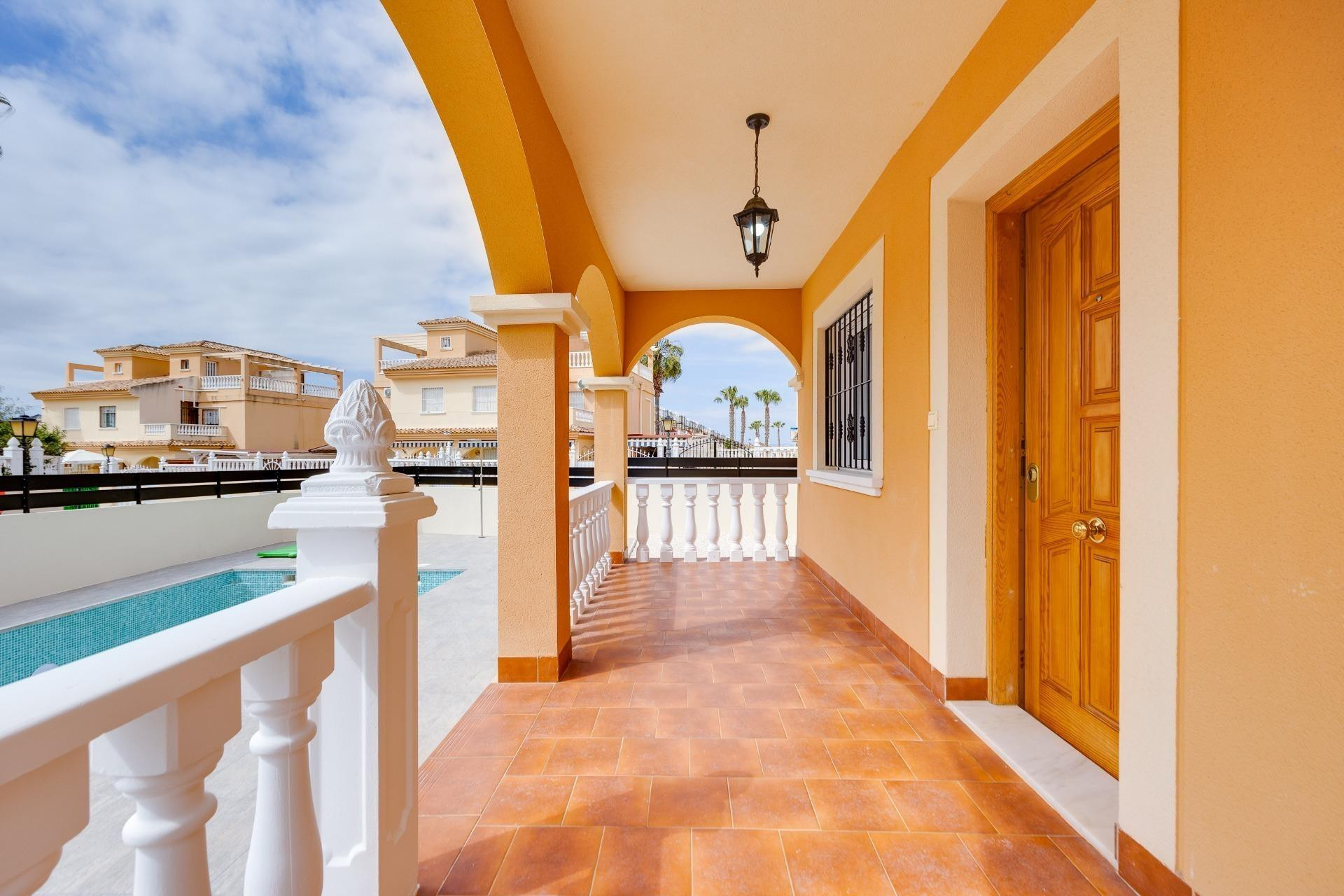 Herverkoop - Villa - Algorfa - Costa blanca sur