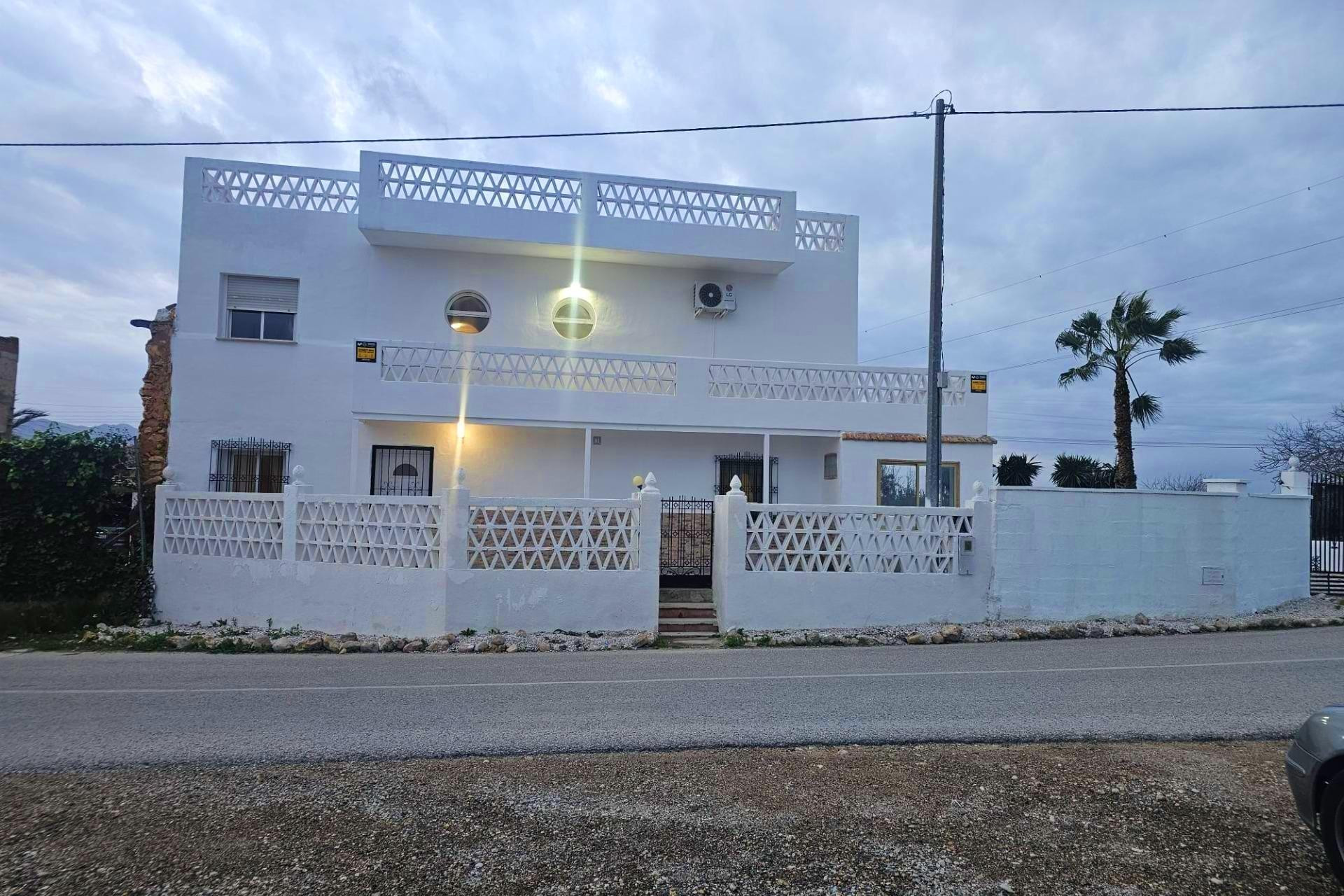 Herverkoop - Villa - Cox - Comunidad valenciana