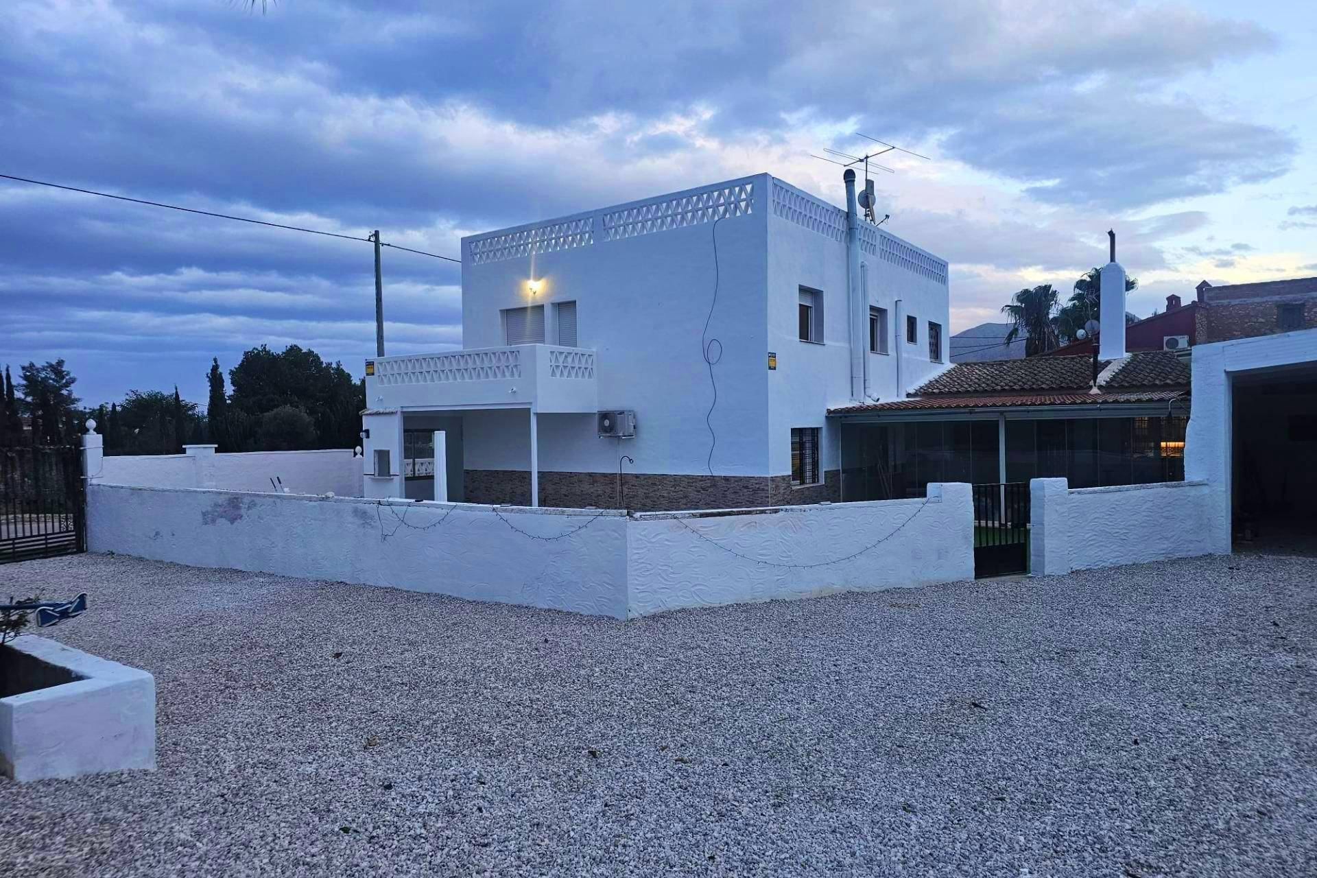 Herverkoop - Villa - Cox - Comunidad valenciana