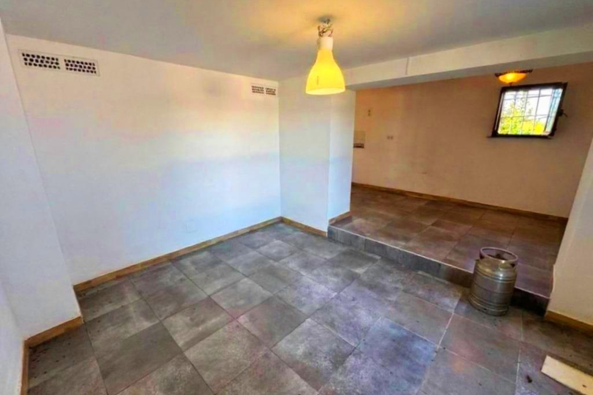Herverkoop - Villa - Cox - Comunidad valenciana