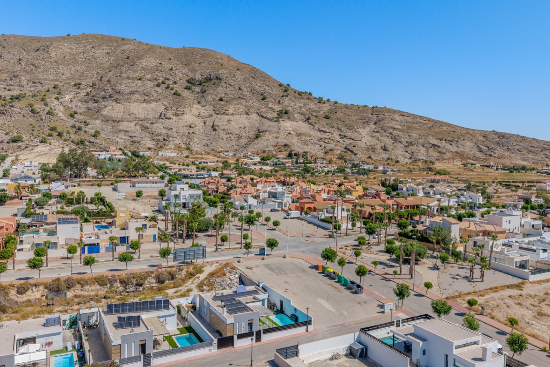 Herverkoop - Villa - Fortuna - Urbanizacion Las Kalendas