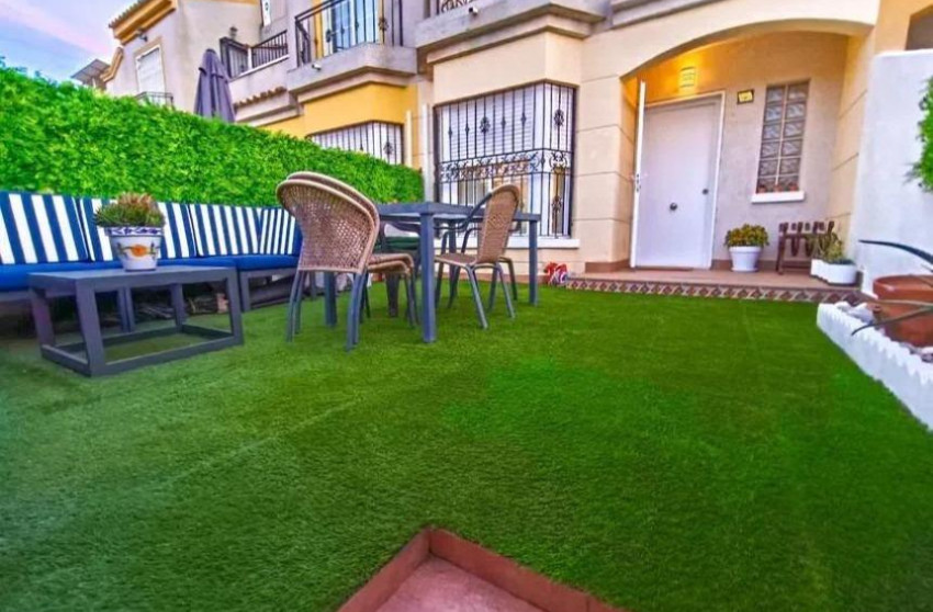 Herverkoop - Villa - Guardamar del Segura - Urb el raso