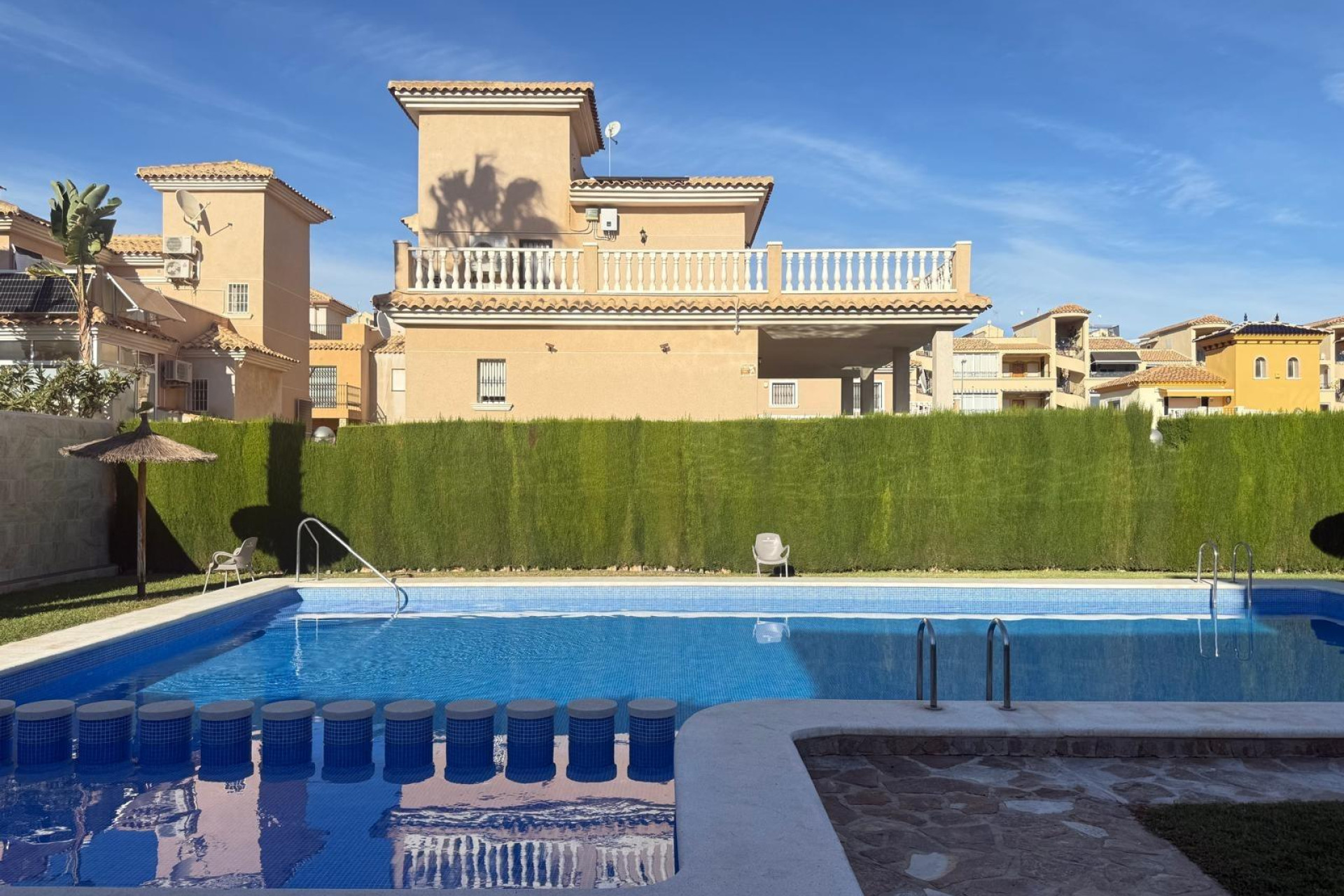 Herverkoop - Villa - Orihuela Costa - La Florida