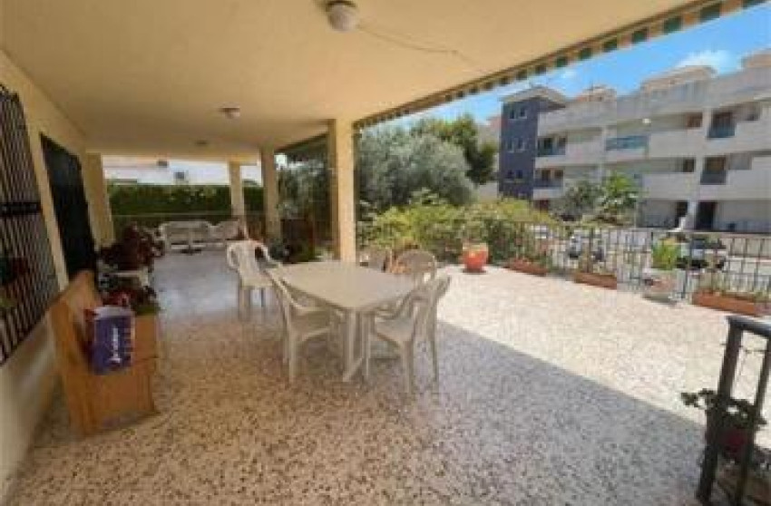 Herverkoop - Villa - Orihuela Costa - La Zenia