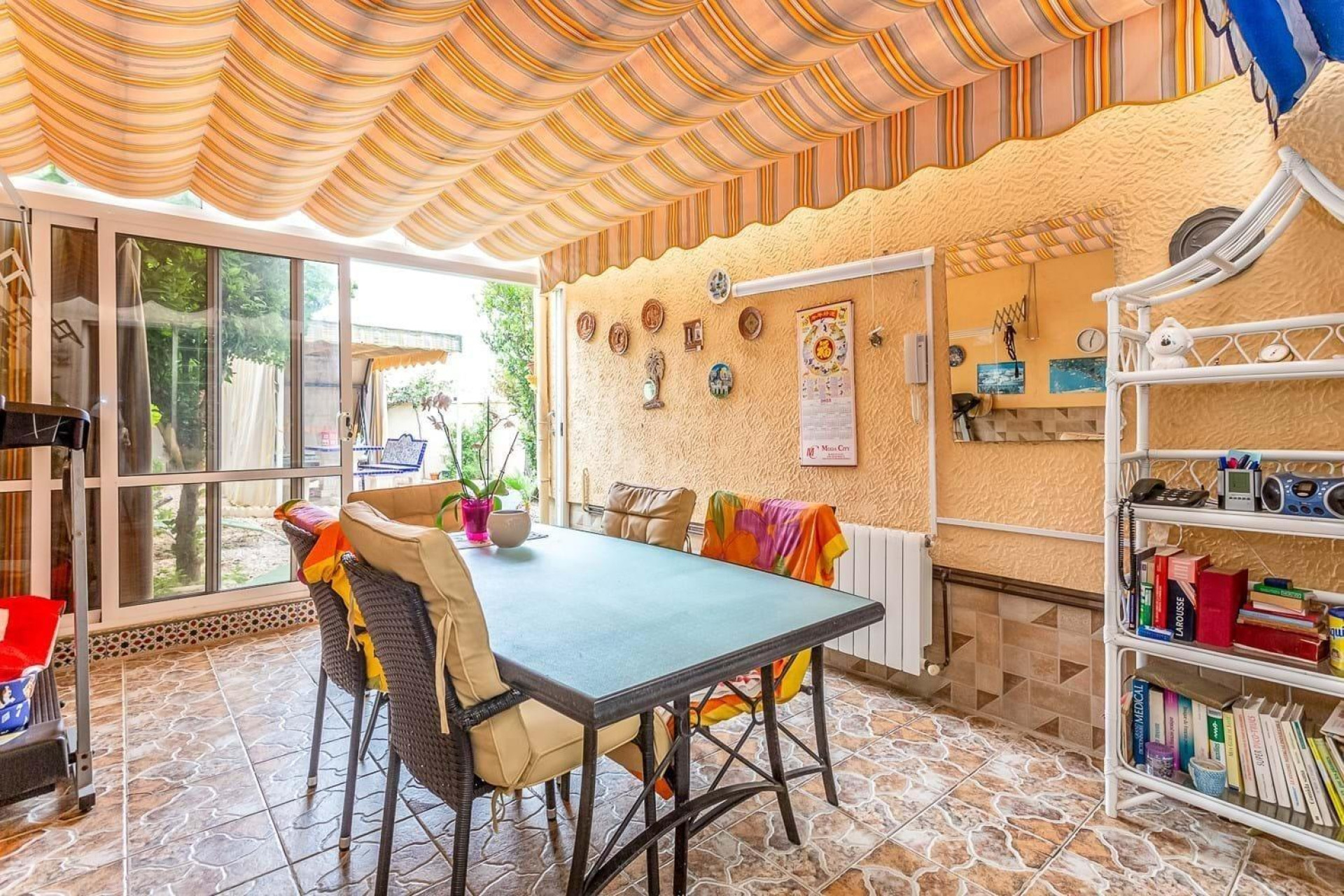 Herverkoop - Villa - Orihuela Costa - La Zenia