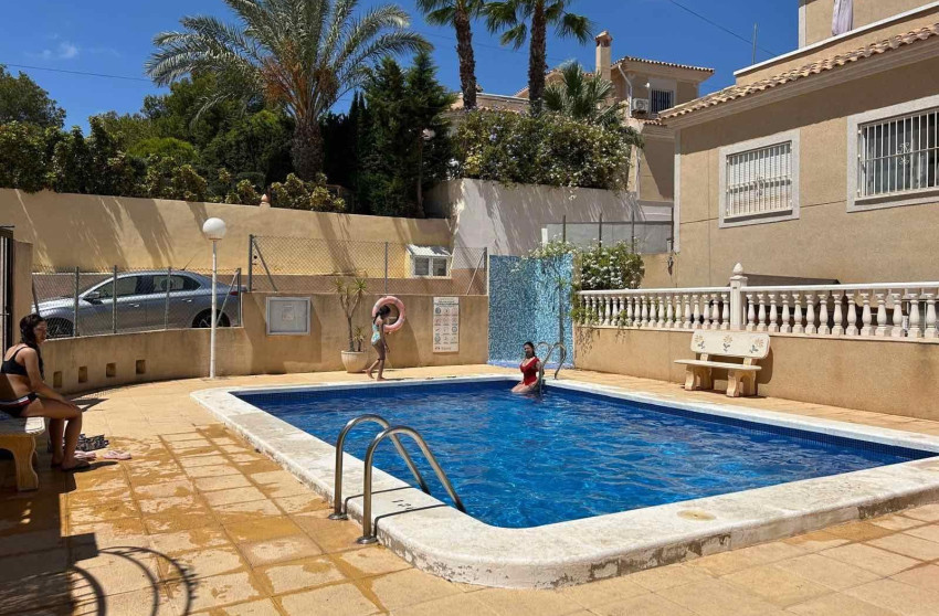 Herverkoop - Villa - Orihuela Costa - Las Filipinas