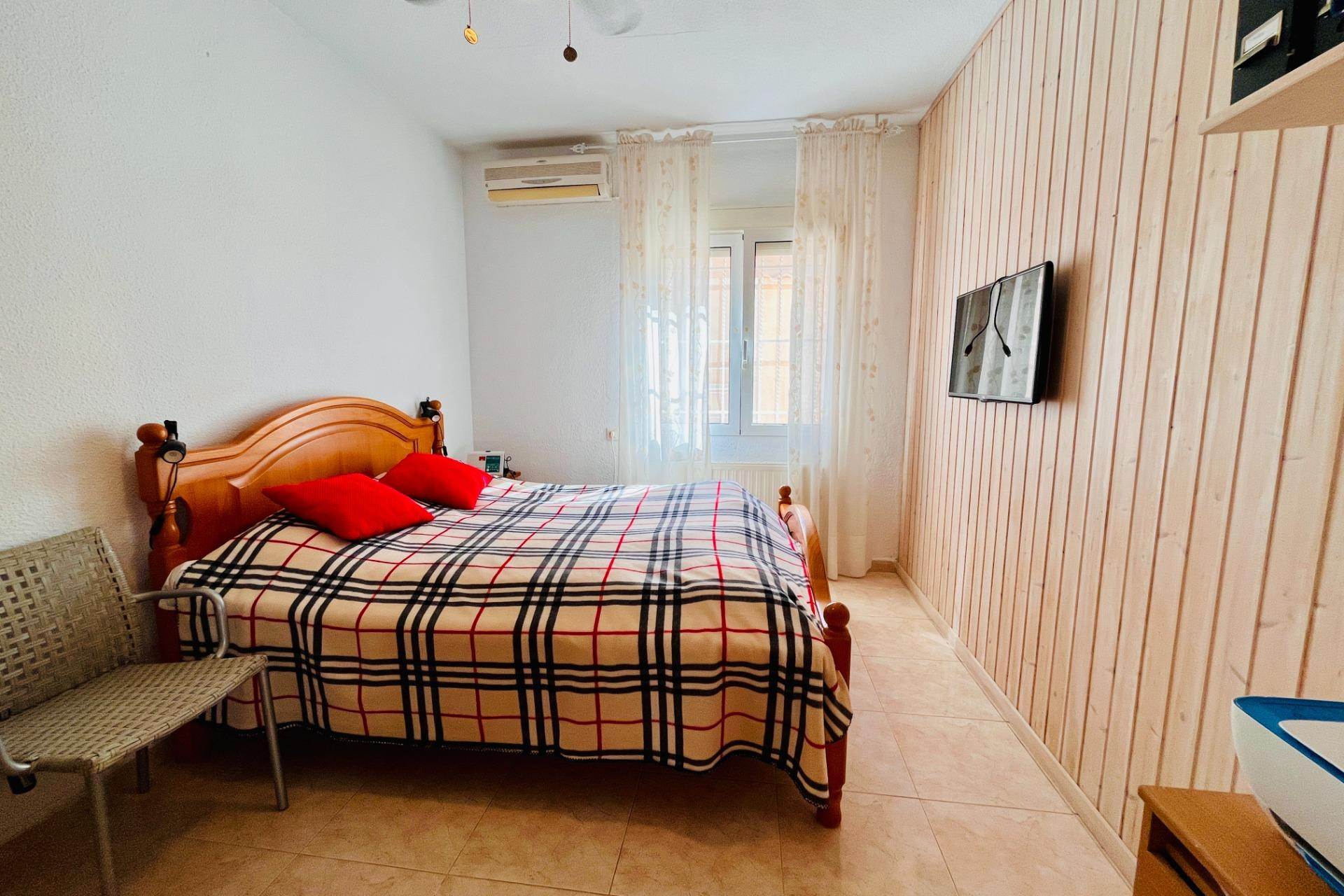 Herverkoop - Villa - Orihuela Costa - Las Filipinas