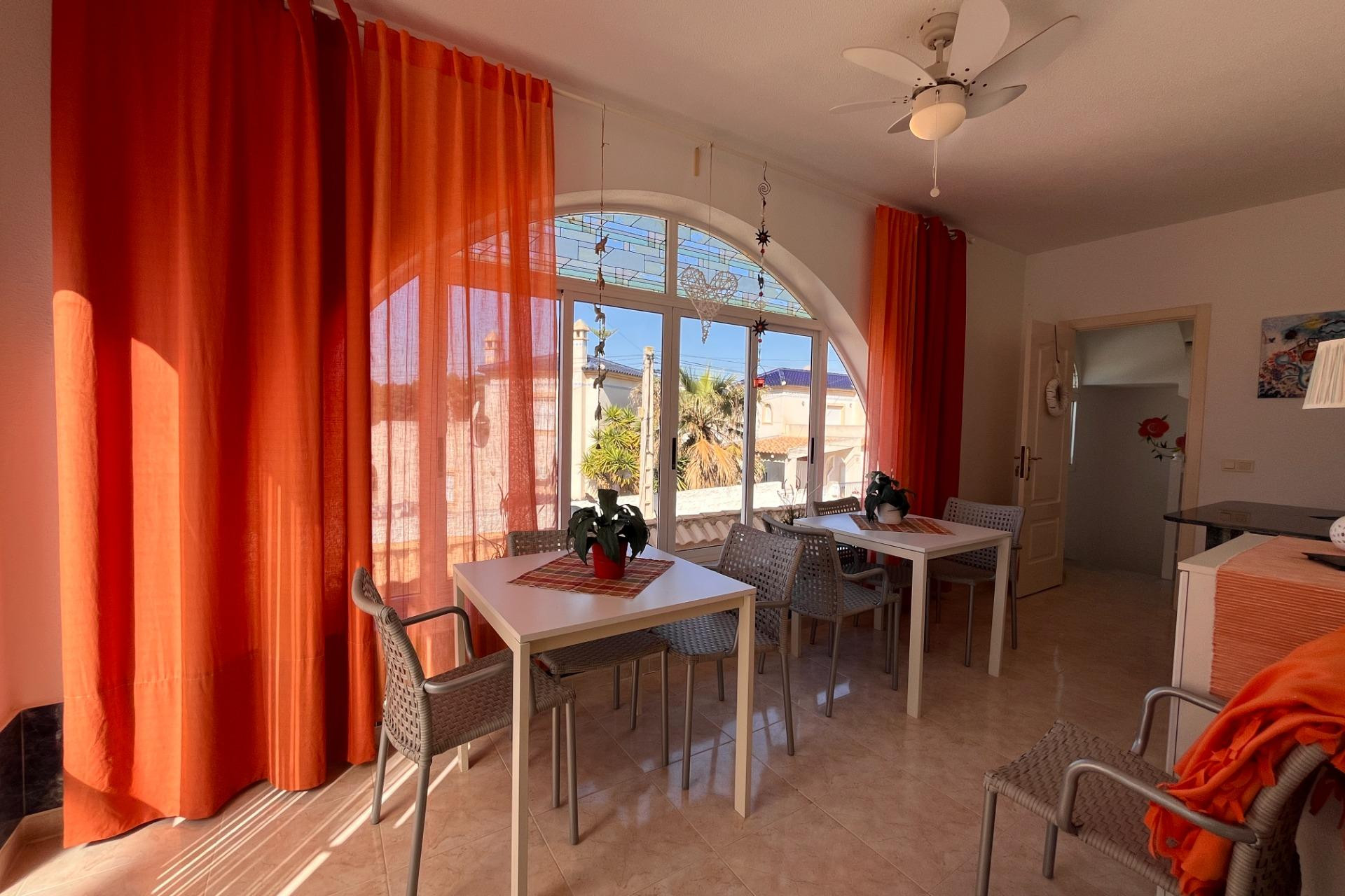 Herverkoop - Villa - Orihuela Costa - Las Filipinas