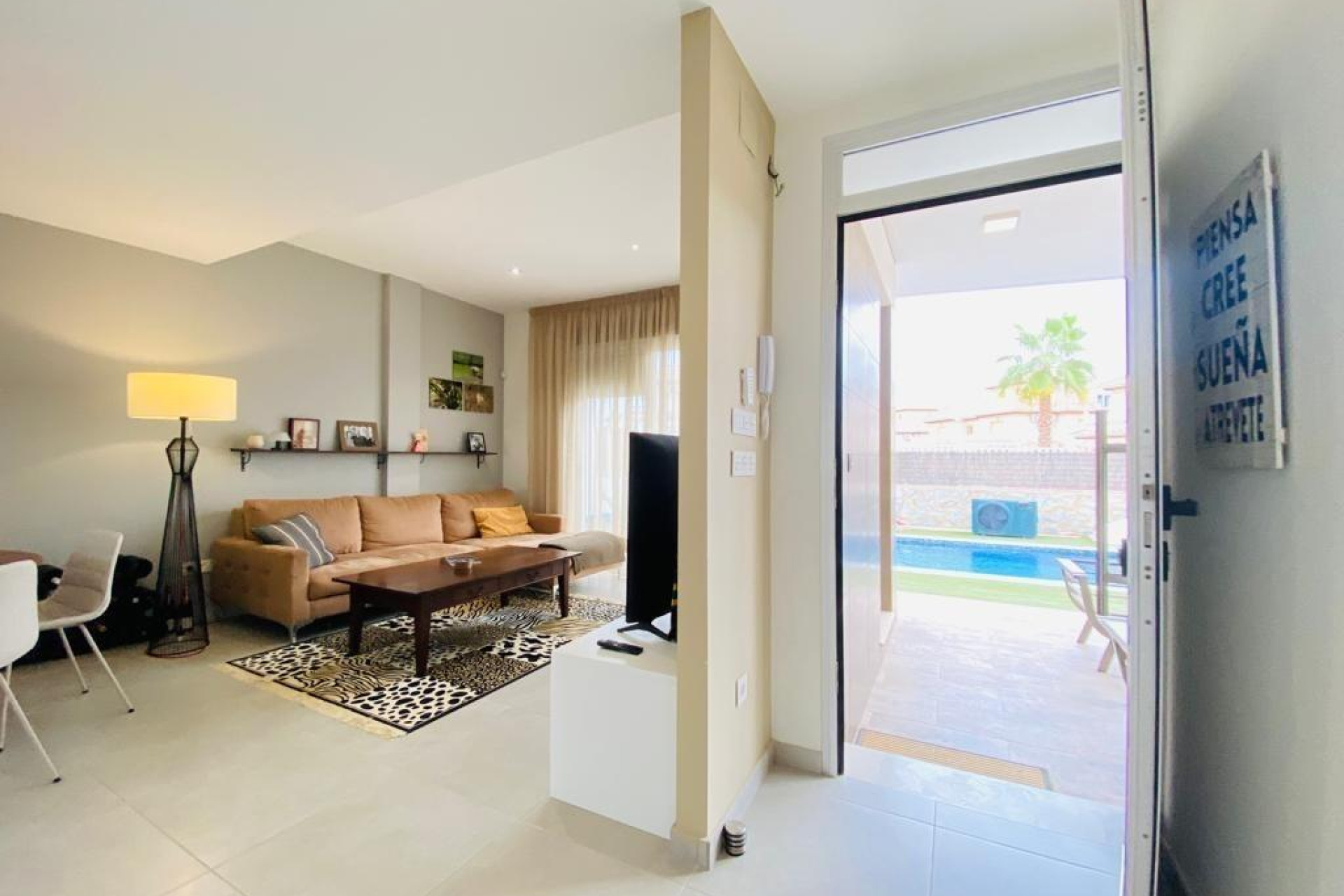 Herverkoop - Villa - Orihuela Costa - Montezenia