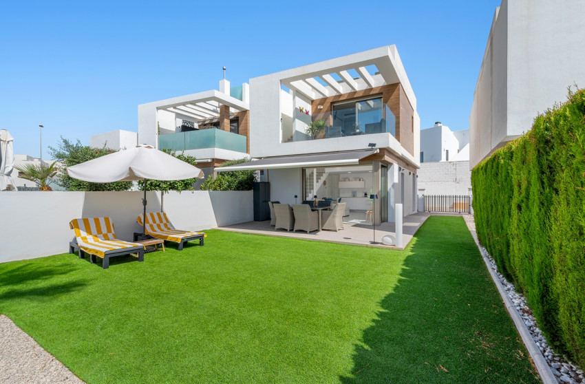 Herverkoop - Villa - Orihuela Costa - Villamartín