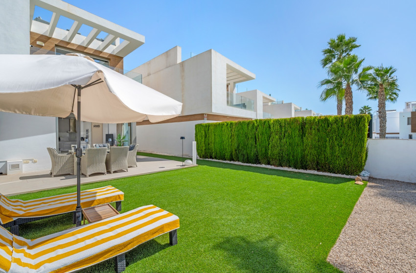 Herverkoop - Villa - Orihuela Costa - Villamartín