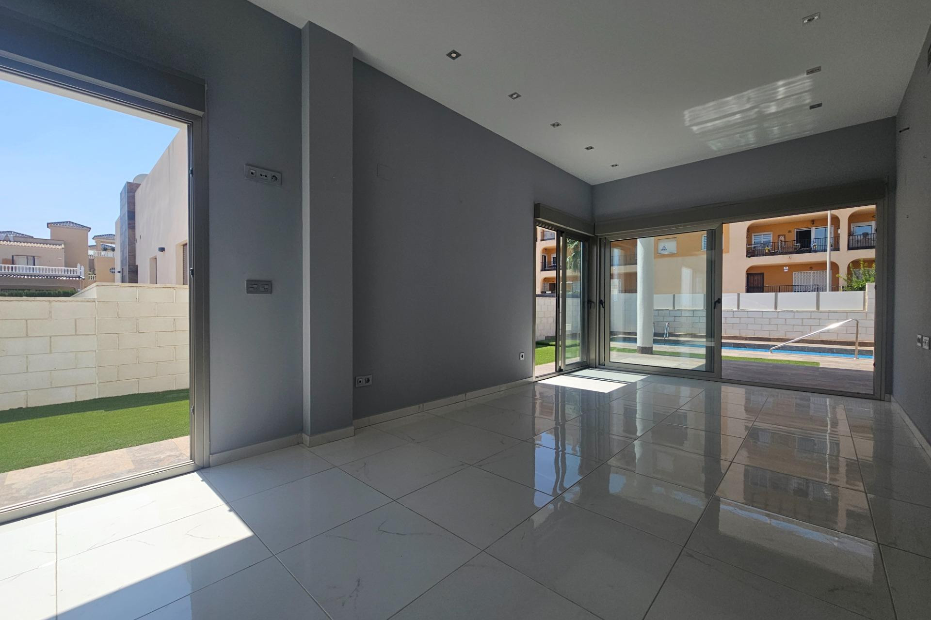 Herverkoop - Villa - Orihuela - La Matanza