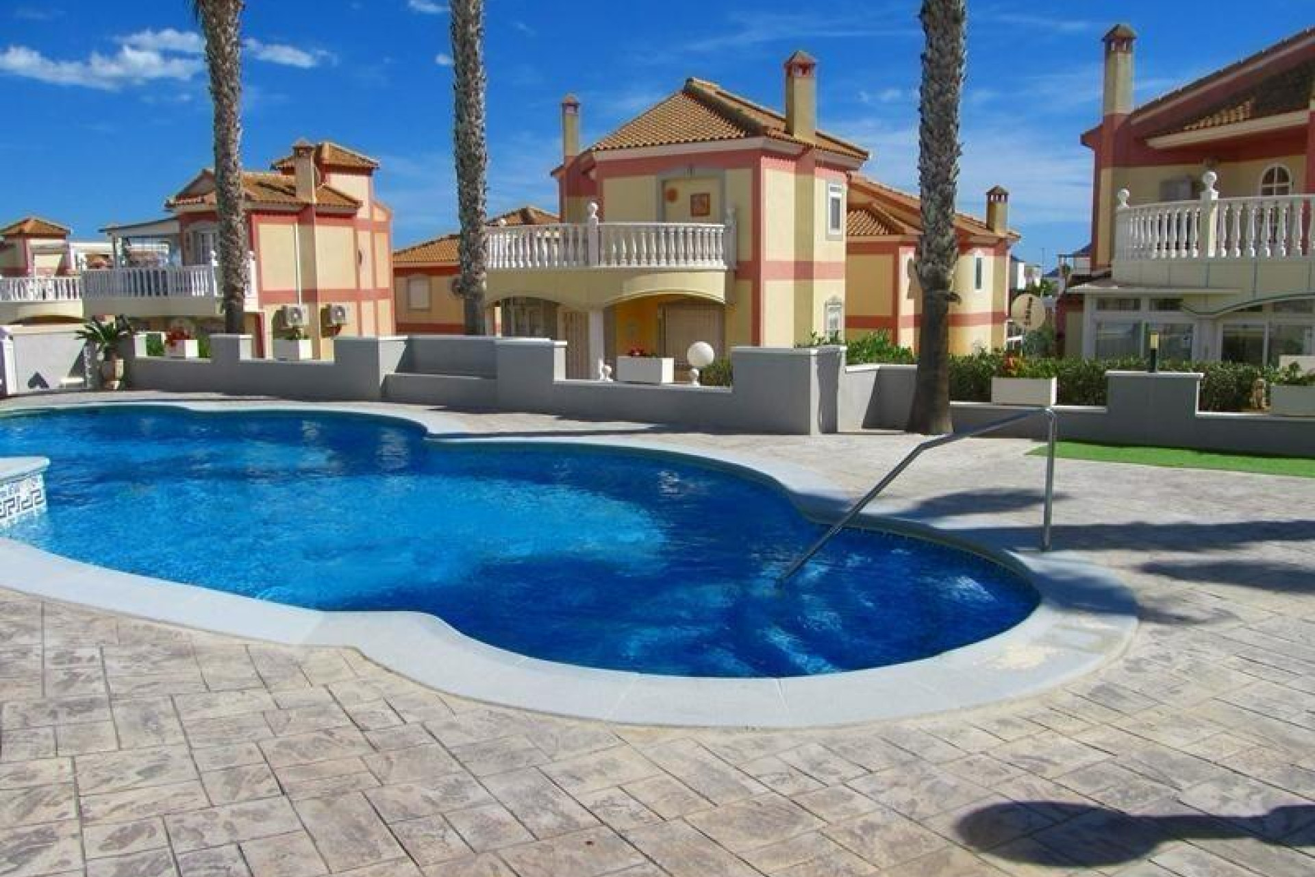 Herverkoop - Villa - Torrevieja - Aguas Nuevas