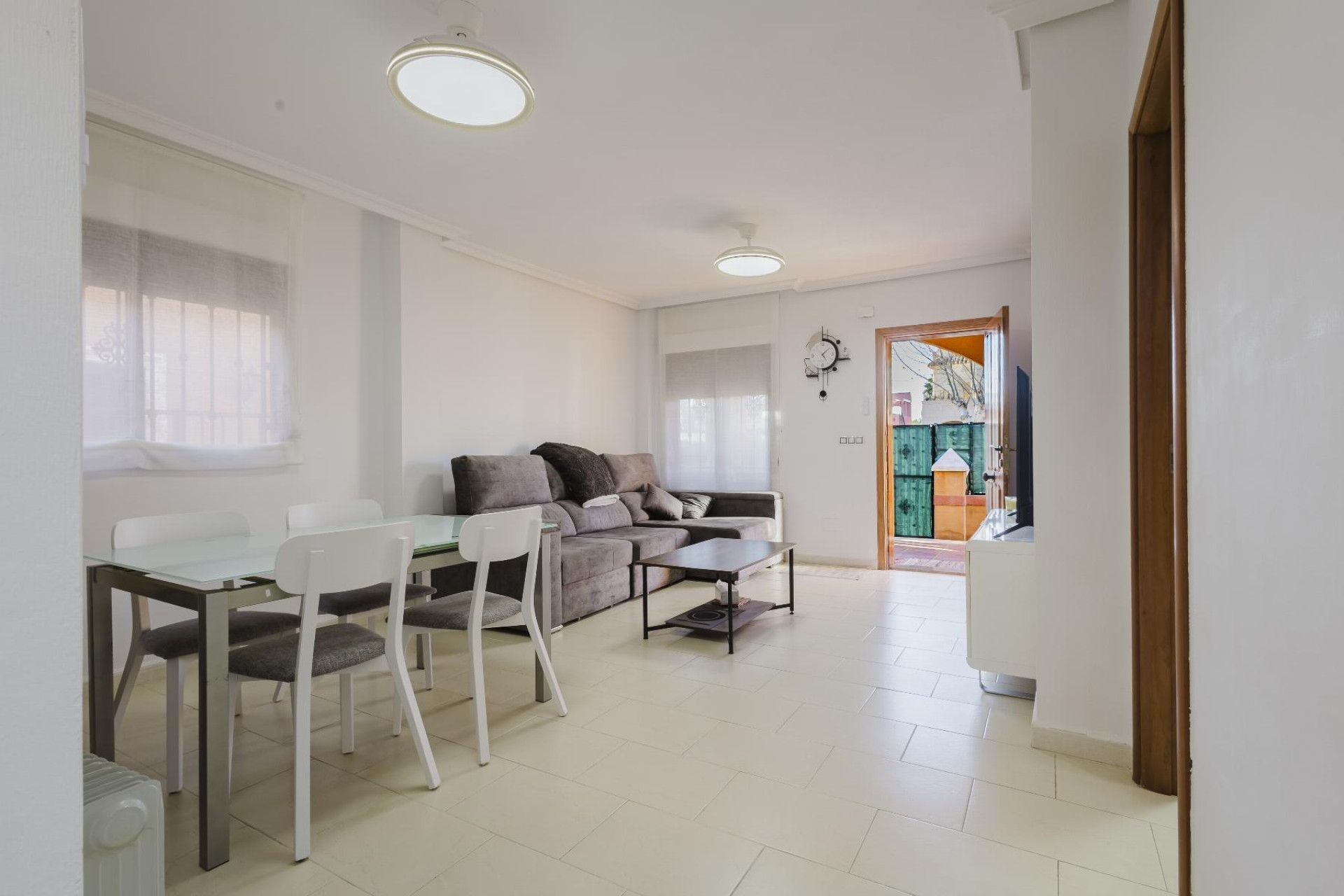 Herverkoop - Villa - Torrevieja - Aguas Nuevas