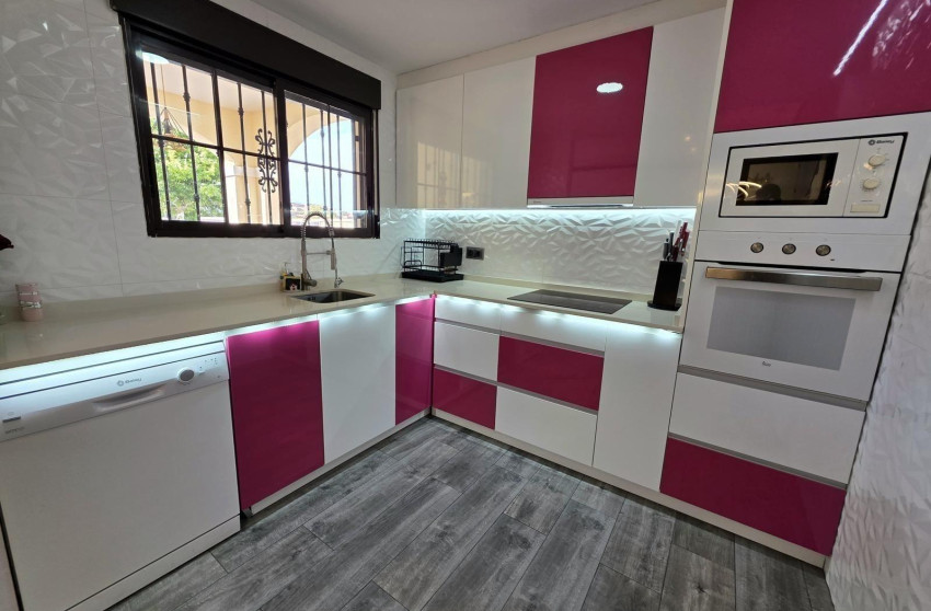 Herverkoop - Villa - Torrevieja - Aguas Nuevas