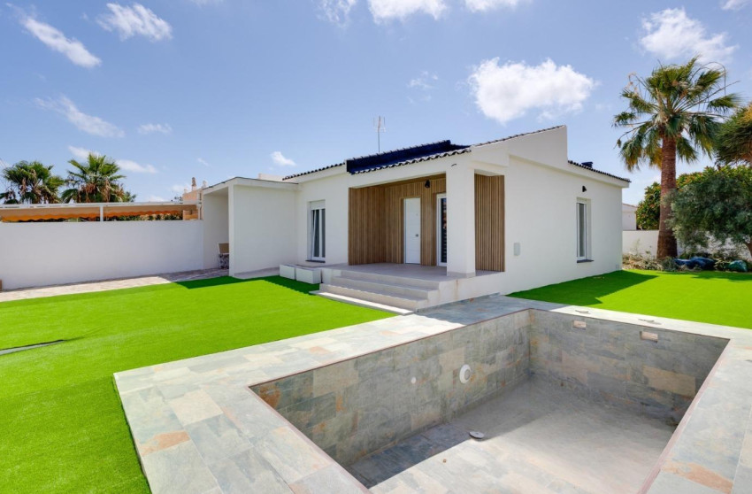 Herverkoop - Villa - Torrevieja - El limonar