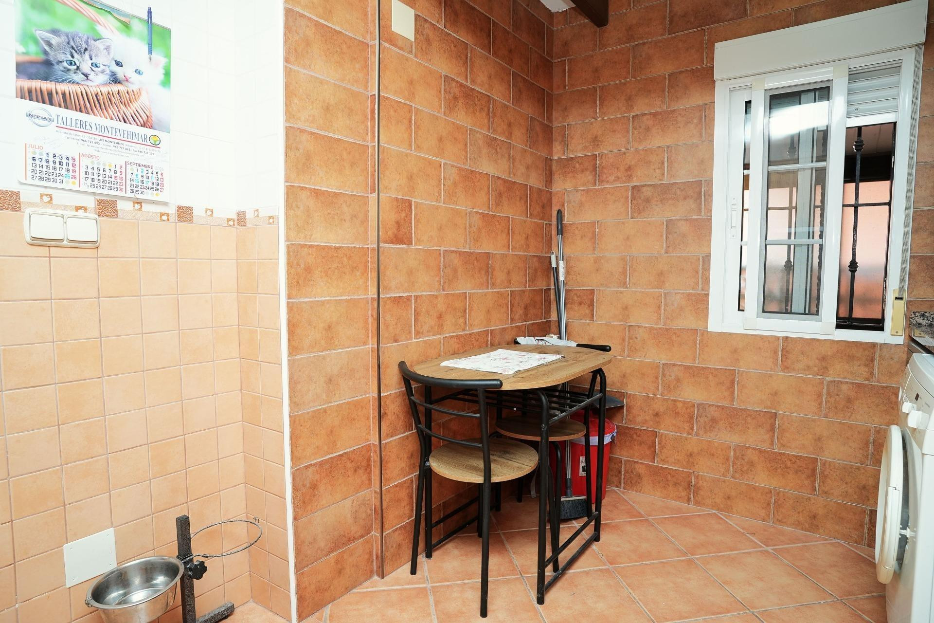Herverkoop - Villa - Torrevieja - El limonar