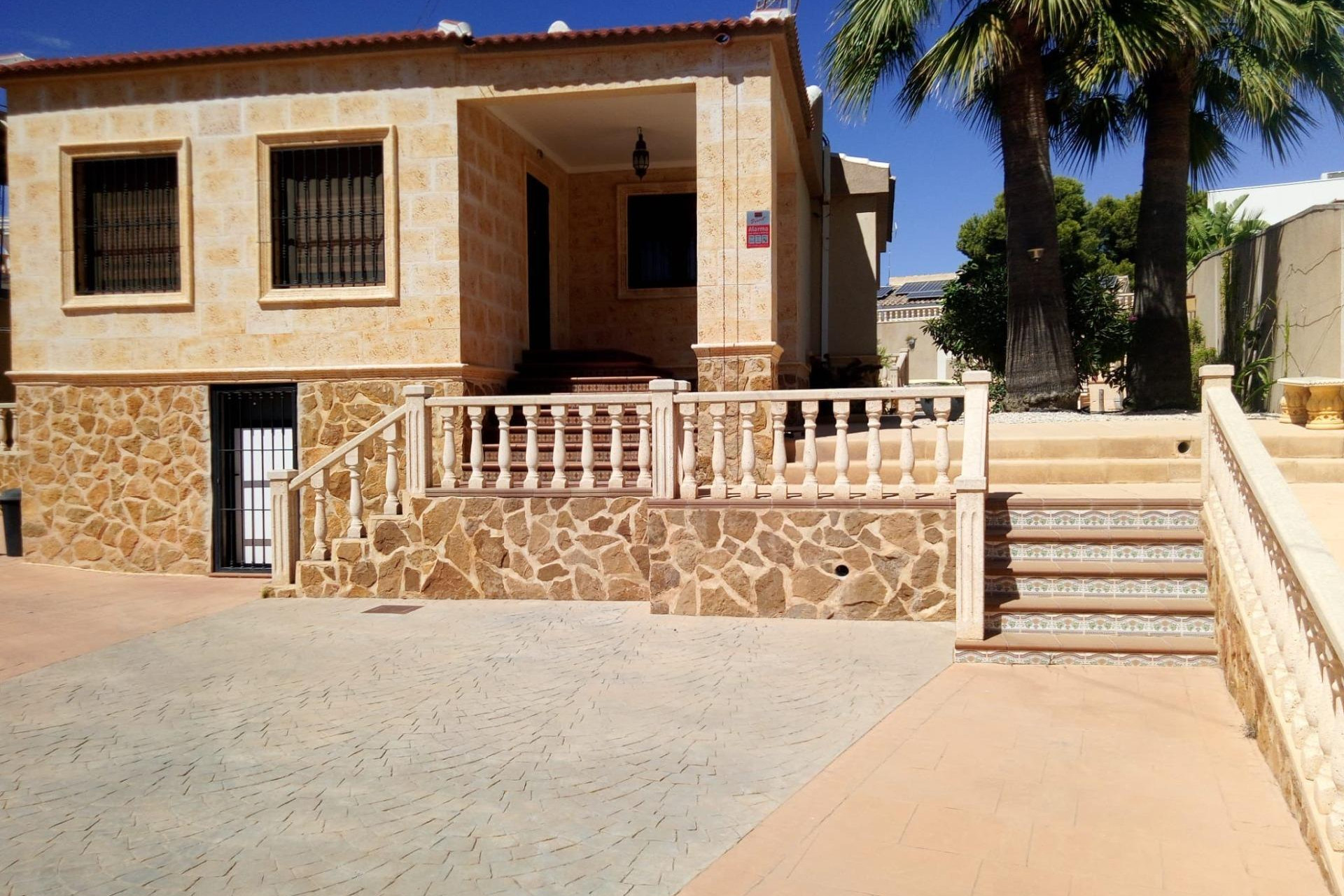 Herverkoop - Villa - Torrevieja - Eliseos playa