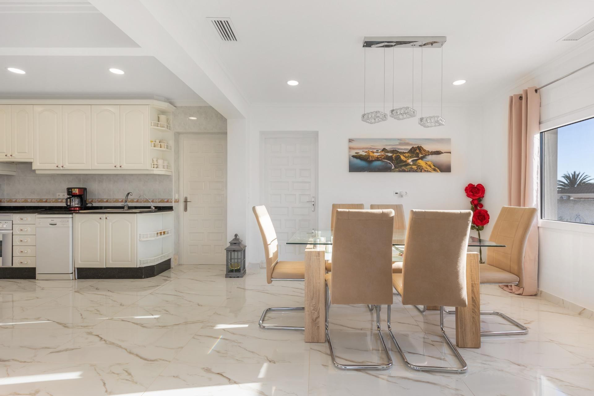 Herverkoop - Villa - Torrevieja - La siesta