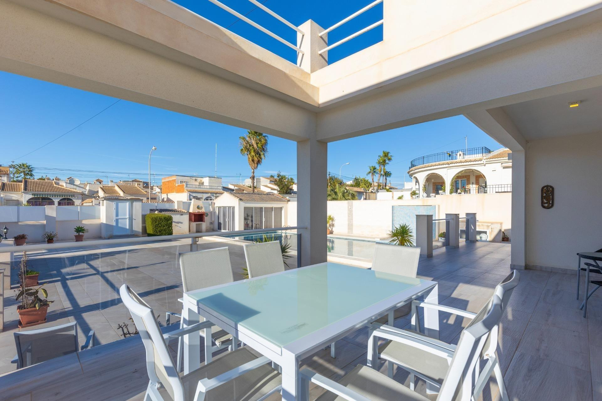 Herverkoop - Villa - Torrevieja - La siesta