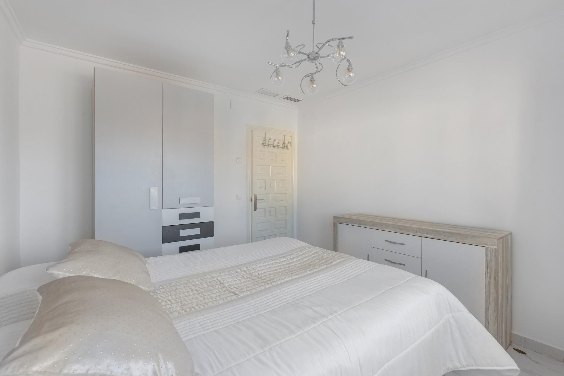 Herverkoop - Villa - Torrevieja - La siesta