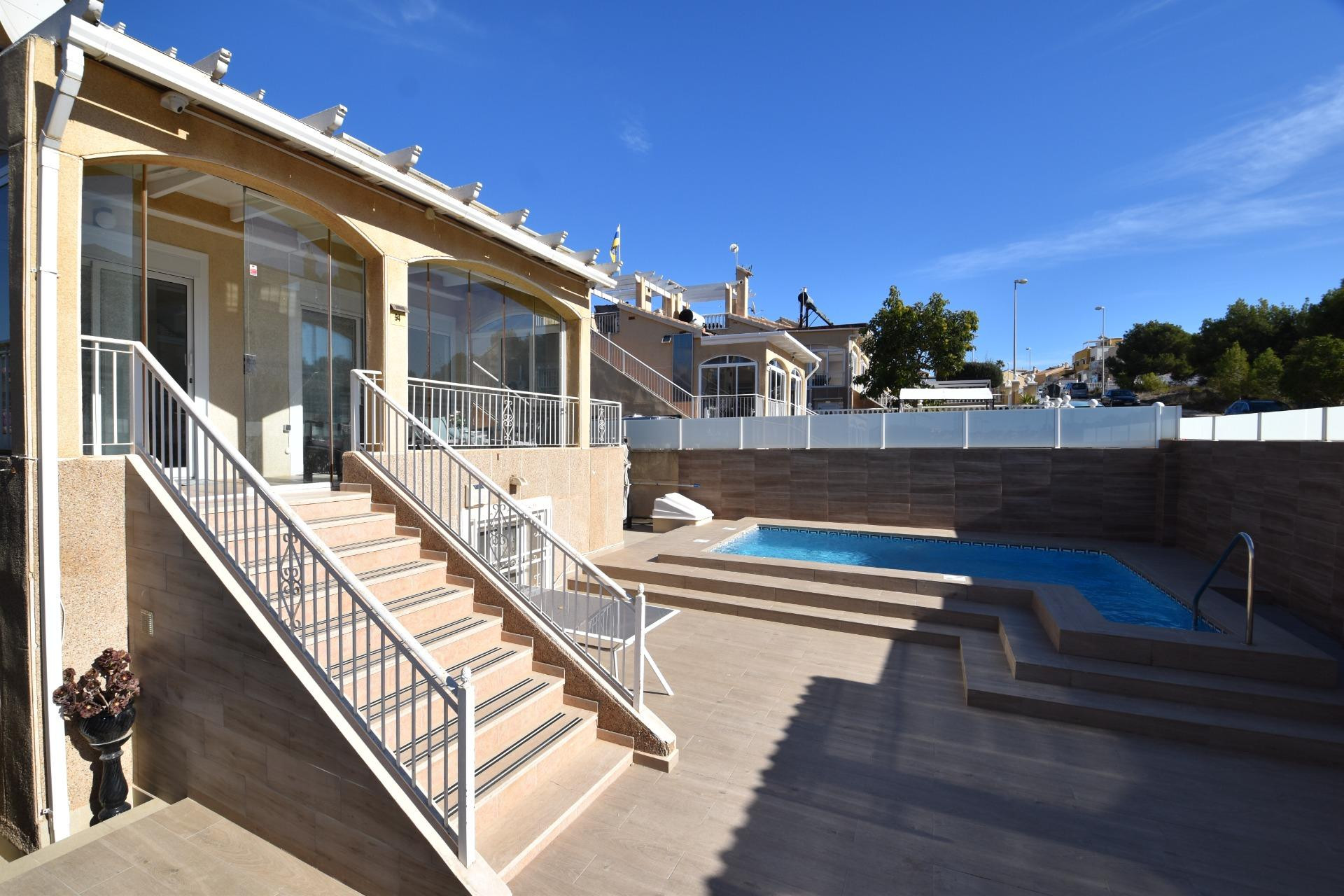 Herverkoop - Villa - Torrevieja - Los altos