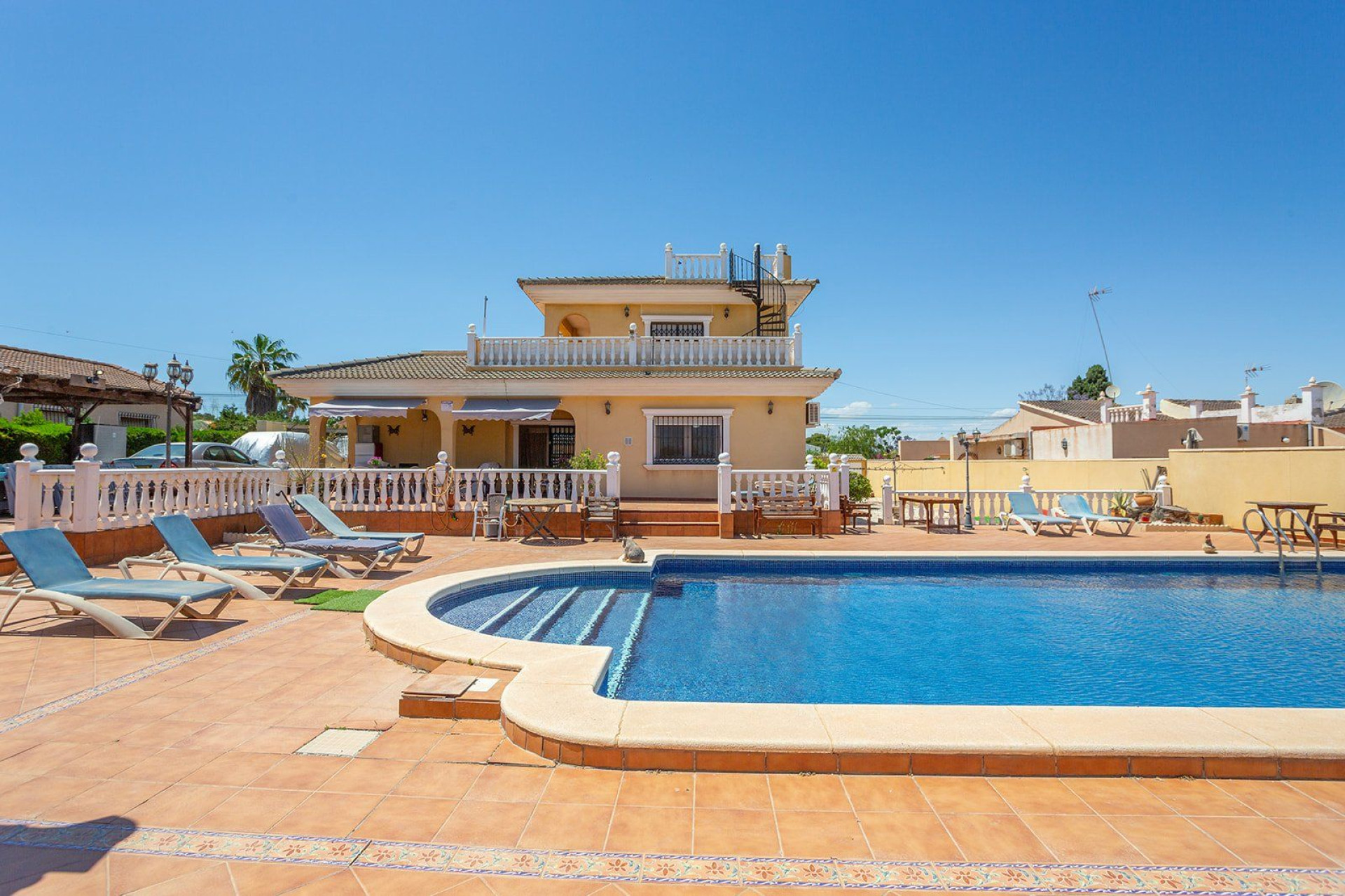 Herverkoop - Villa - Torrevieja - Los balcones