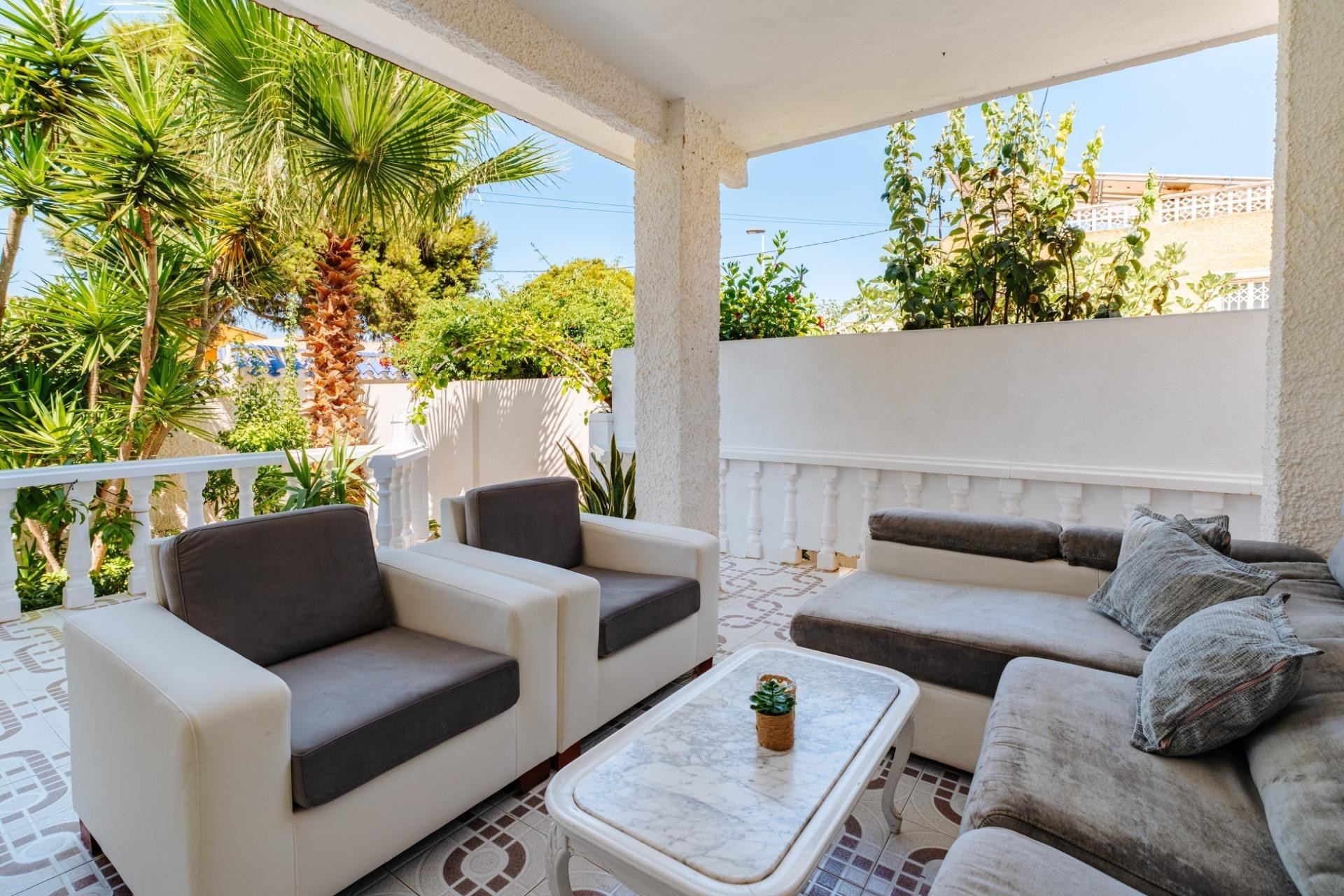 Herverkoop - Villa - Torrevieja - Los Frutales