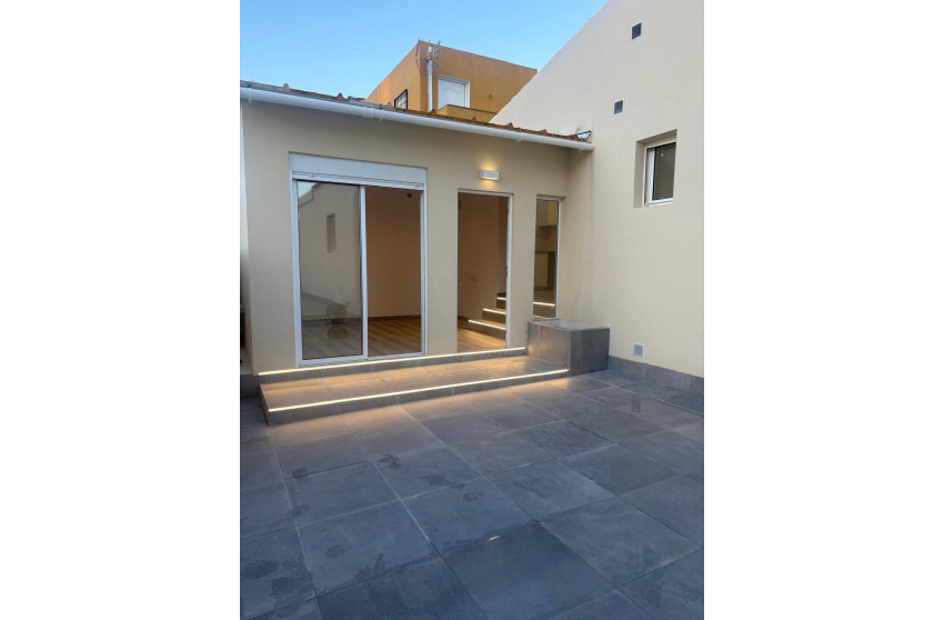 Herverkoop - Villa - Torrevieja - Parque las naciones