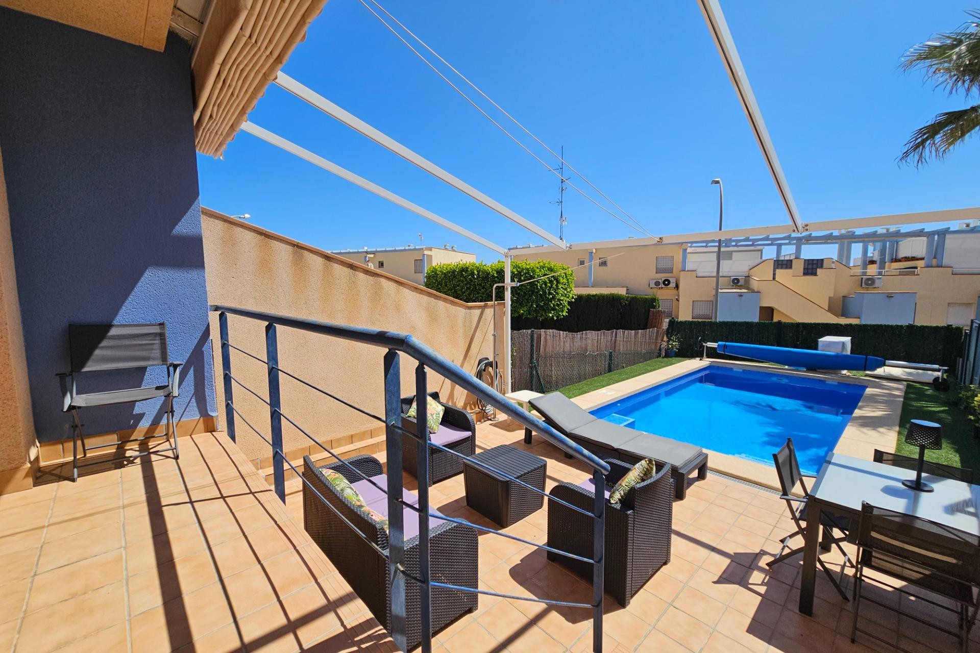 Herverkoop - Villa - Torrevieja - Punta prima