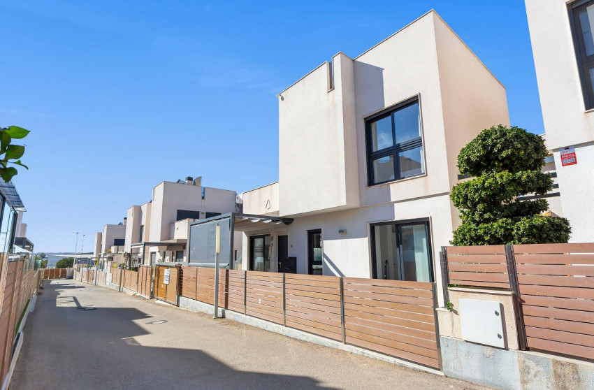 Herverkoop - Villa - Torrevieja - Sector 25