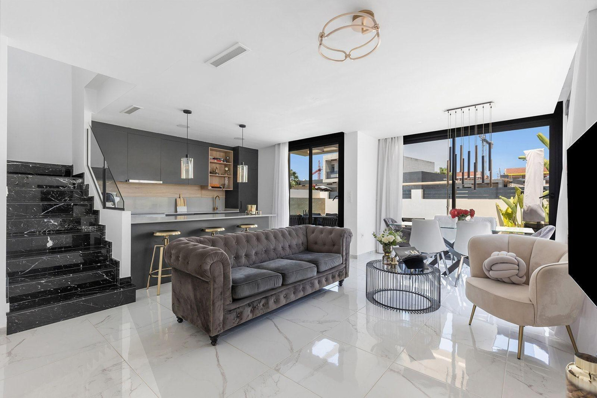 Herverkoop - Villa - Torrevieja - Torretas