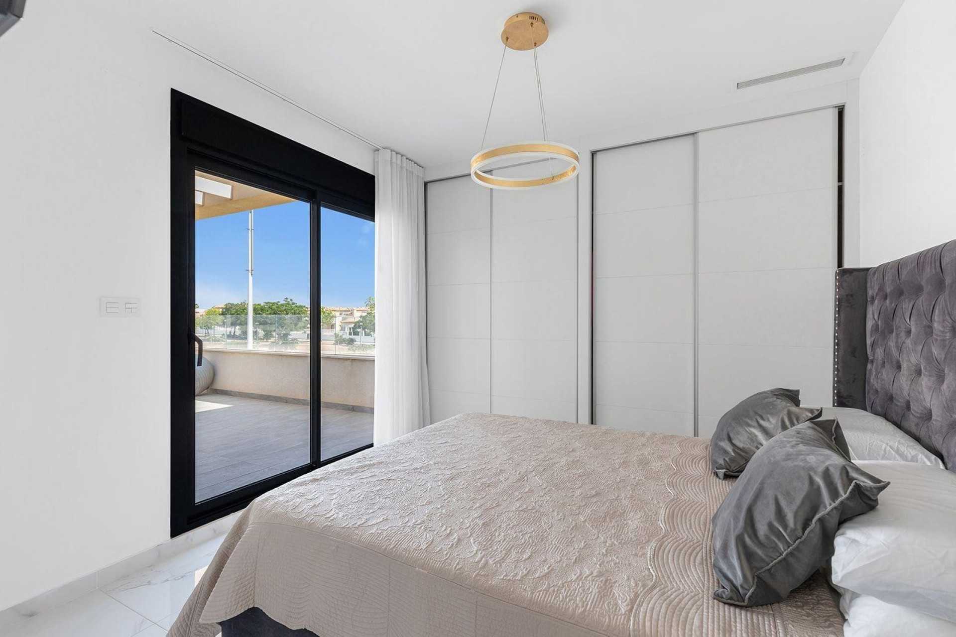 Herverkoop - Villa - Torrevieja - Torretas