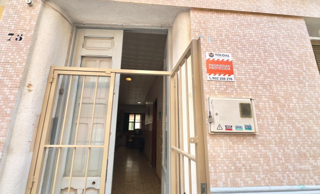 House - Resale - Torrevieja - La Siesta - El Salado - Torreta