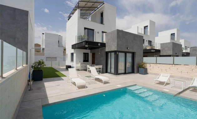 House - Resale - Torrevieja - Los Balcones - Los Altos del Edén