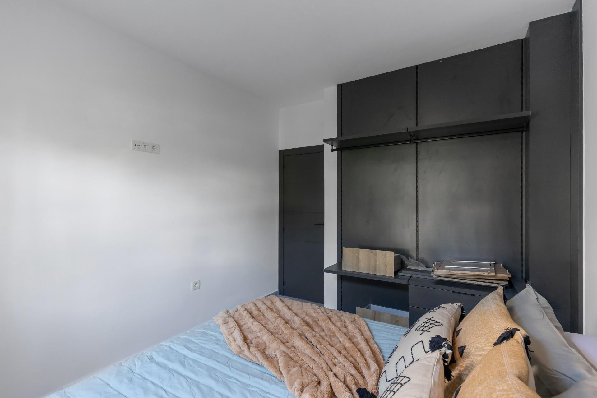 Lange Termijn Verhuur - Bungalow - Gelijkvloers - Torrevieja - Zona los Frutales